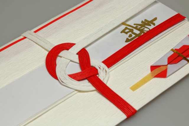 【文化の日に知る】叙勲・勲章・褒章のお祝いと正しい贈り物マナー