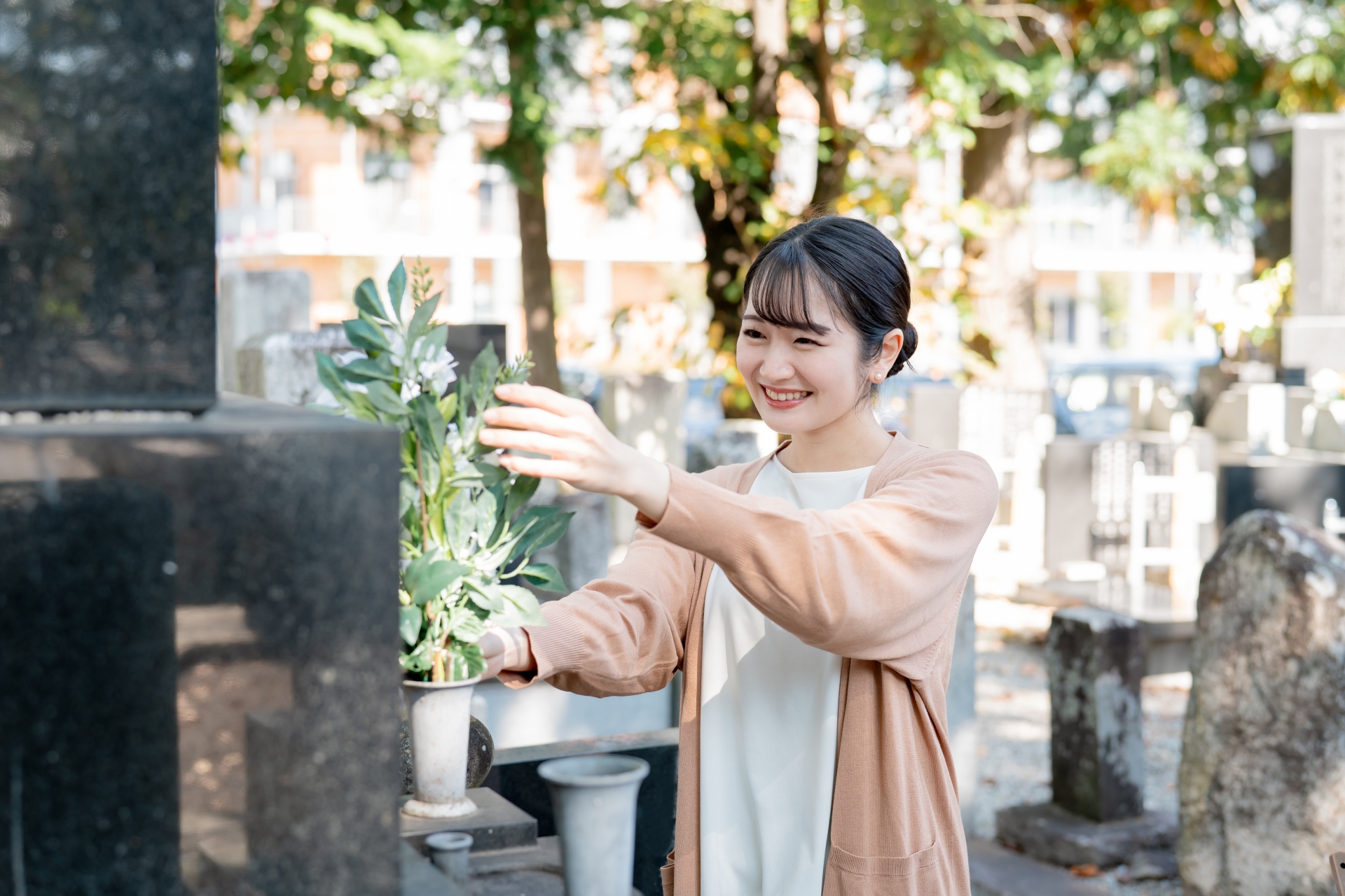お供え花とは?その意味と役割
