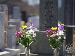 お墓参りの花｜お彼岸に実家へ贈るときに