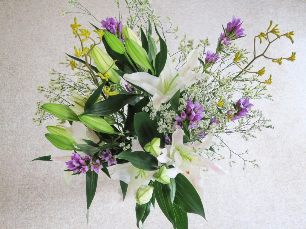 親の代わりに法事のお花を注文したい方へ｜代理注文ガイド｜花以想（はないも）