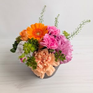 月命日のお供えに花を贈る｜意味・花の選び方・長持ちさせるコツ