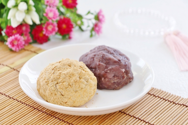 お彼岸にお仏壇へ供える季節の花
