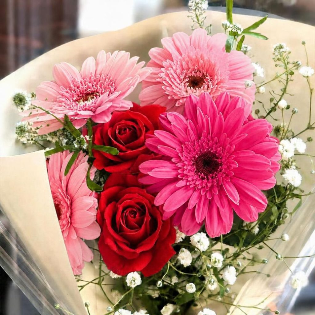 赤ピンク「エマ」のガーベラの花束