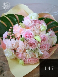 【記念日におすすめ◎花画像サービス付き♪リクエストOK】可愛い淡ピンク系「さくら」花束MS
