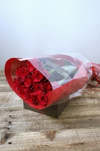 【プロポーズ・結婚記念日に】11本の赤いバラ「最愛」