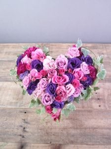 お花と一緒に写っていた両親がとても嬉しそうな表情で本当に贈ってよかったと思いました。