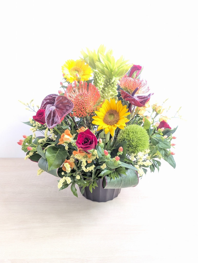 発表会の祝い花としてお願いしました。お教室の先生のイメージにぴったりです。