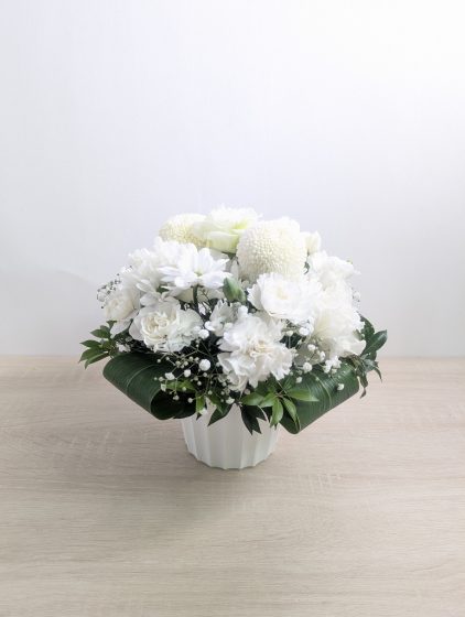 どの角度から見ても趣があり、清々しさと気品に満ちあふれています。