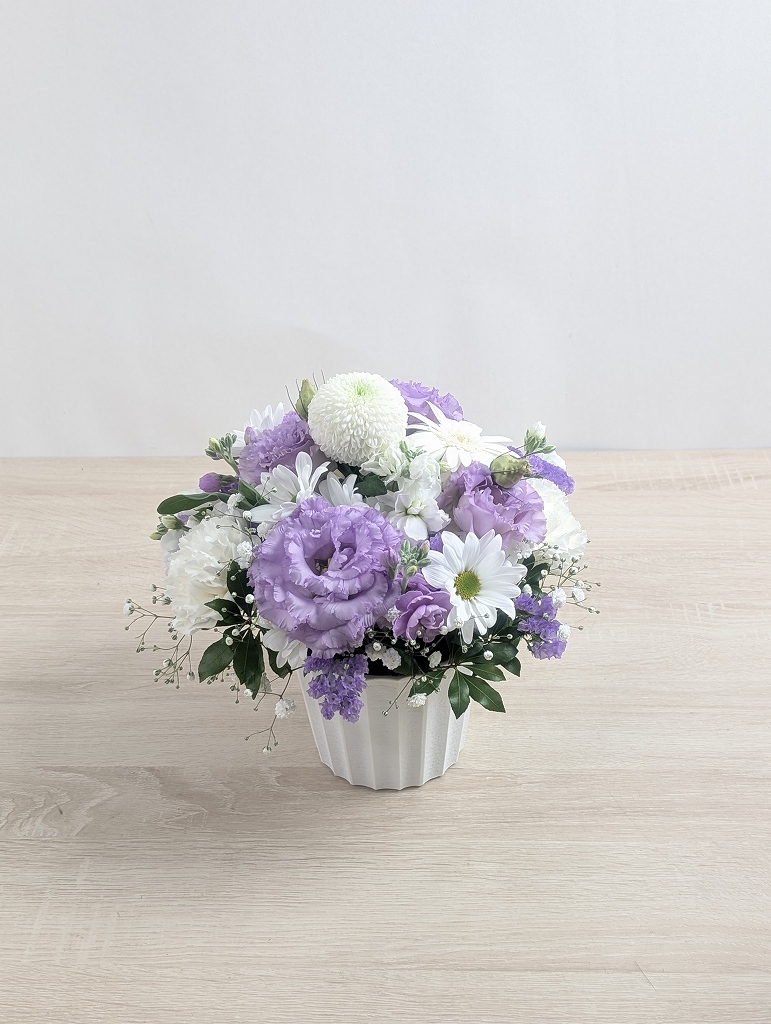 お供えのお花◎画像もお送りいただき、確認できるサービスは有難いです。